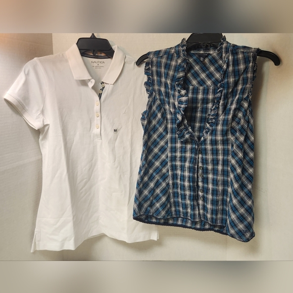 Nautica & Tommy Hilfiger Women's Tops Size Medium - Picture 1 of 6